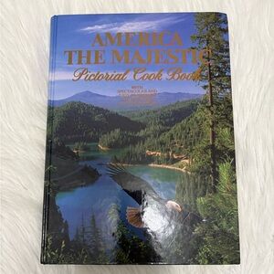 Vintage America The Majestic Pictorial Cook Book